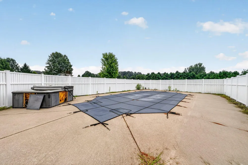 5430 E T AVENUE Brady Township, MI 49097