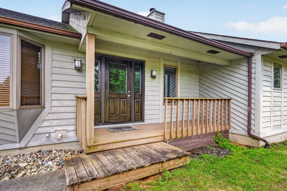 5430 E T AVENUE Brady Township, MI 49097