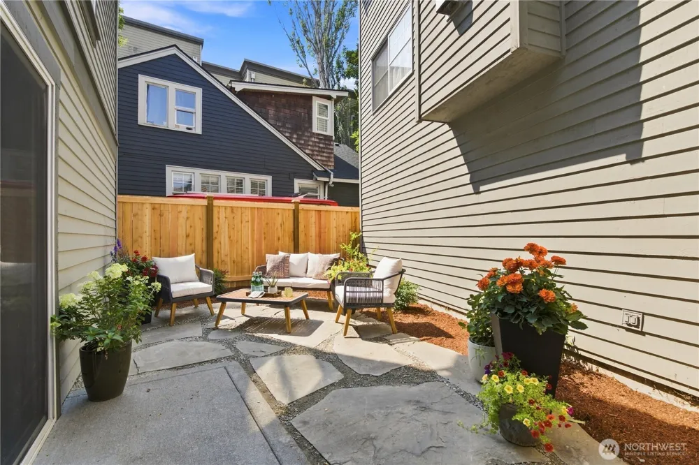 6513 24th Avenue NE #A Seattle, WA 98115