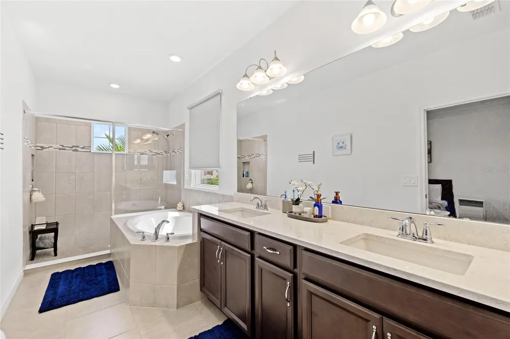 1168 PANDO LOOP Orlando, FL 32824