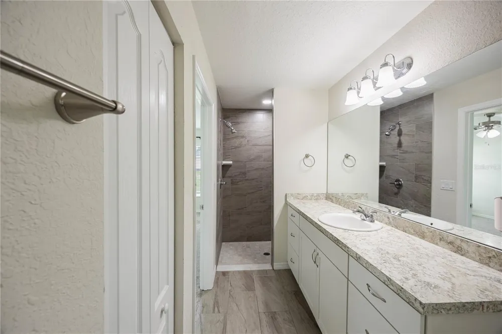476 MARION OAKS PASS ocala, FL 34473