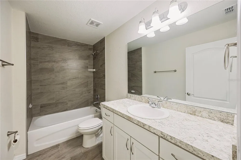 476 MARION OAKS PASS ocala, FL 34473