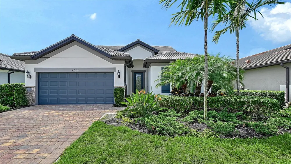 5721 SWEET LEAF WAY Sarasota, FL 34238
