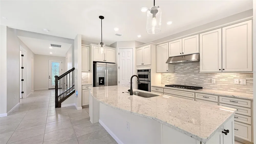 5721 SWEET LEAF WAY Sarasota, FL 34238