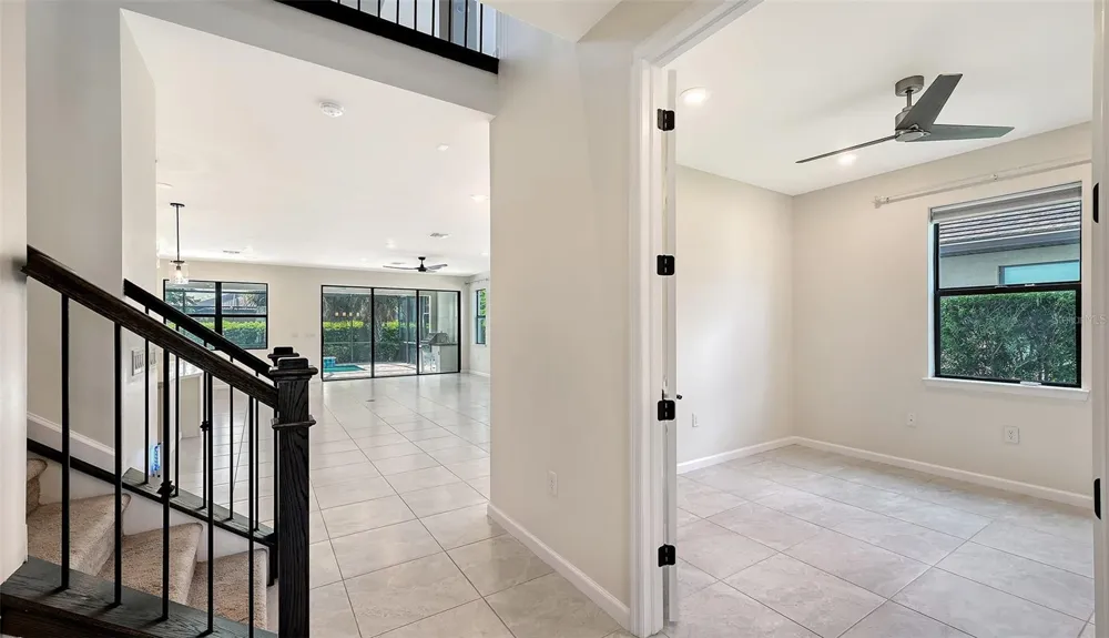 5721 SWEET LEAF WAY Sarasota, FL 34238