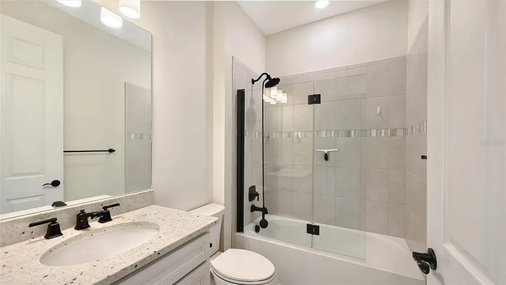 5721 SWEET LEAF WAY Sarasota, FL 34238