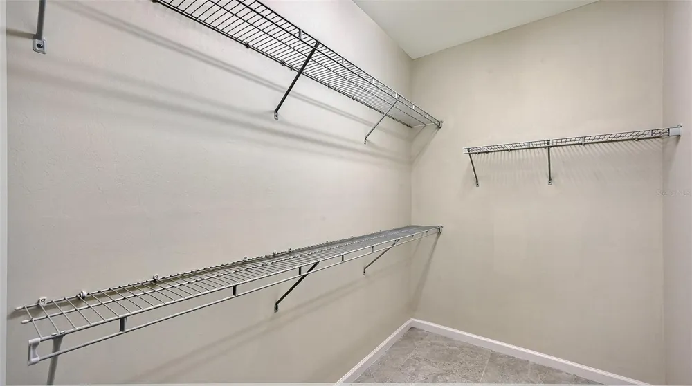 5721 SWEET LEAF WAY Sarasota, FL 34238
