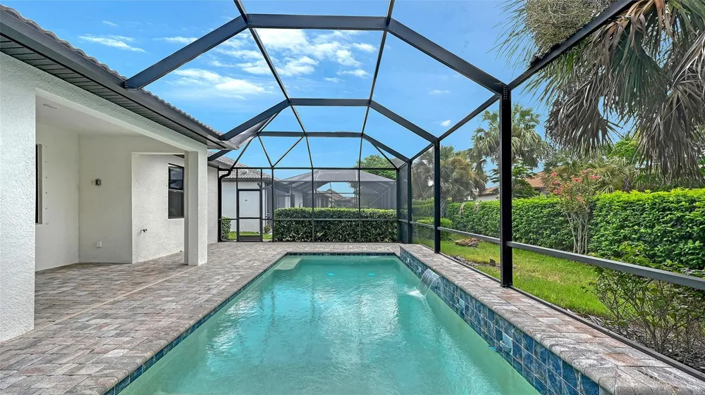5721 SWEET LEAF WAY Sarasota, FL 34238