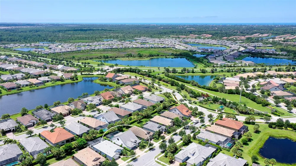 5721 SWEET LEAF WAY Sarasota, FL 34238