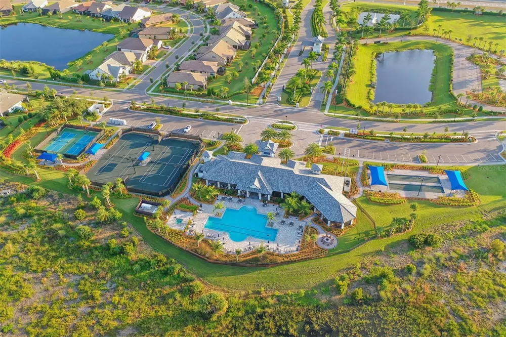 5721 SWEET LEAF WAY Sarasota, FL 34238