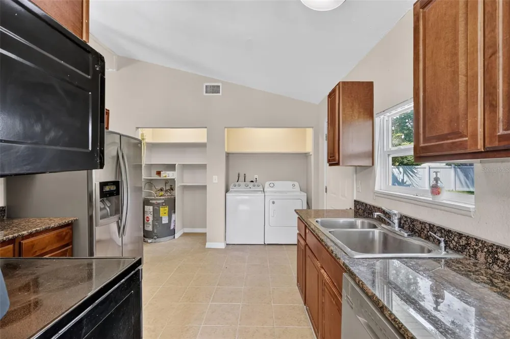 13581 SE 48TH COURT Summerfield, FL 34491