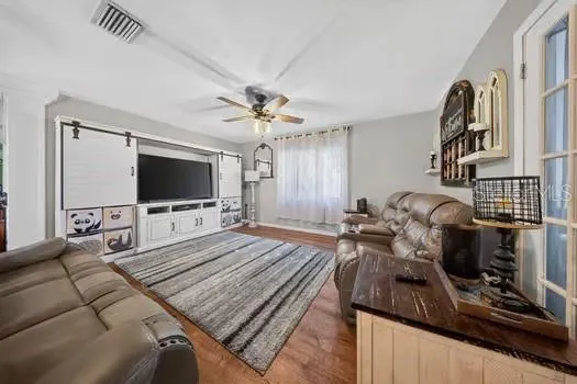 716 LEFFINGWELL AVENUE Ellenton, FL 34222