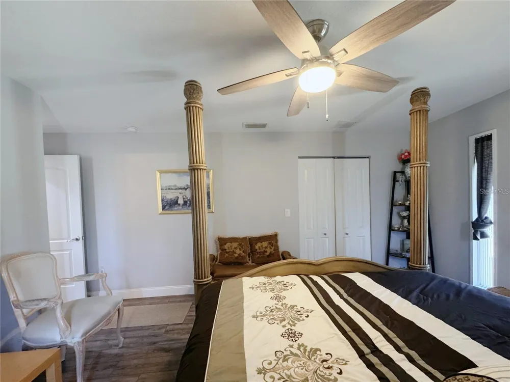 4925 US HIGHWAY 441 ocala, FL 34475