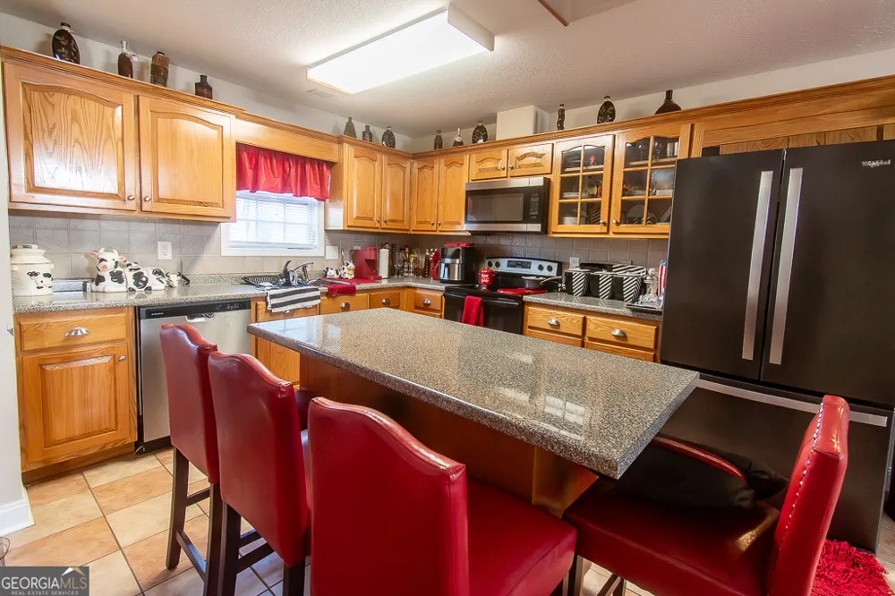 109 Laketrail DR Griffin, GA 30223