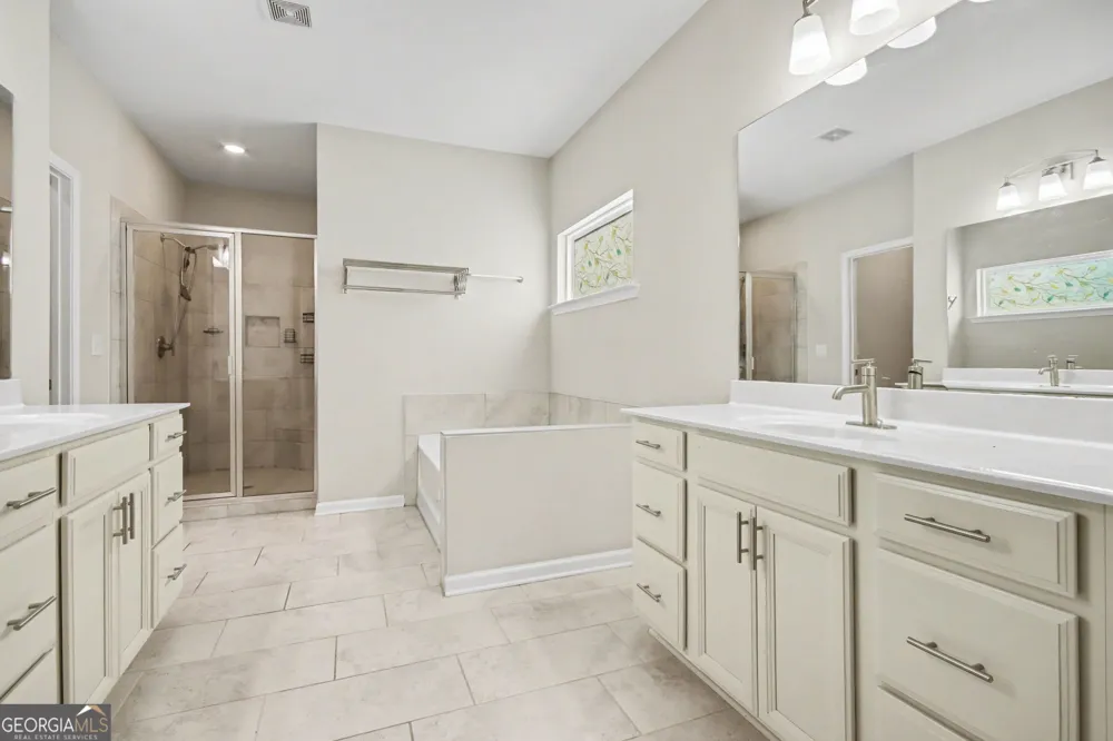 15 Braemore LN Newnan, GA 30263