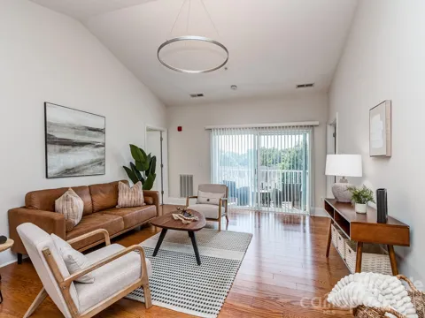 6605 Central Pacific Avenue #403