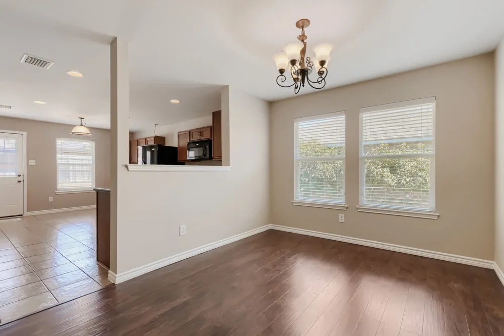 1216 Haley Lane Burleson, TX 76028