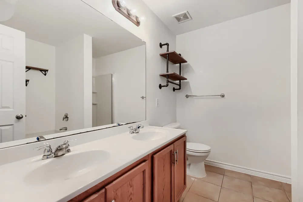 1216 Haley Lane Burleson, TX 76028