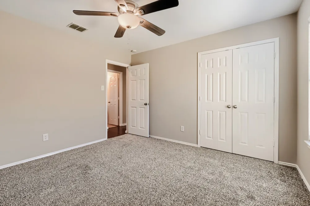 1216 Haley Lane Burleson, TX 76028