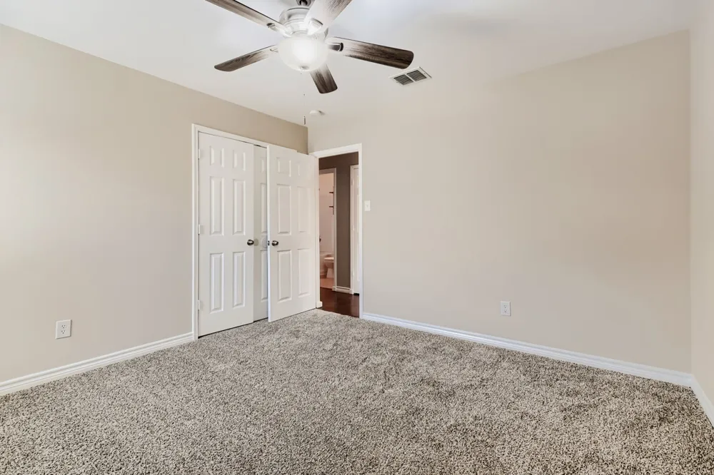 1216 Haley Lane Burleson, TX 76028