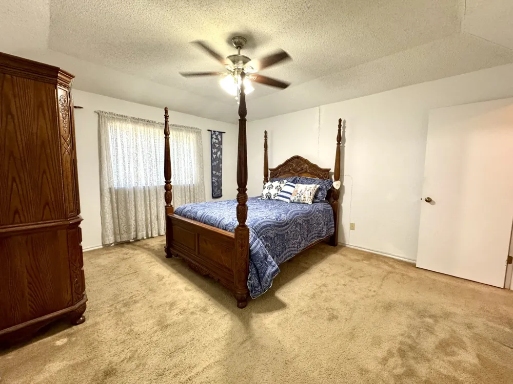 713 Owens Drive Crowley, TX 76036