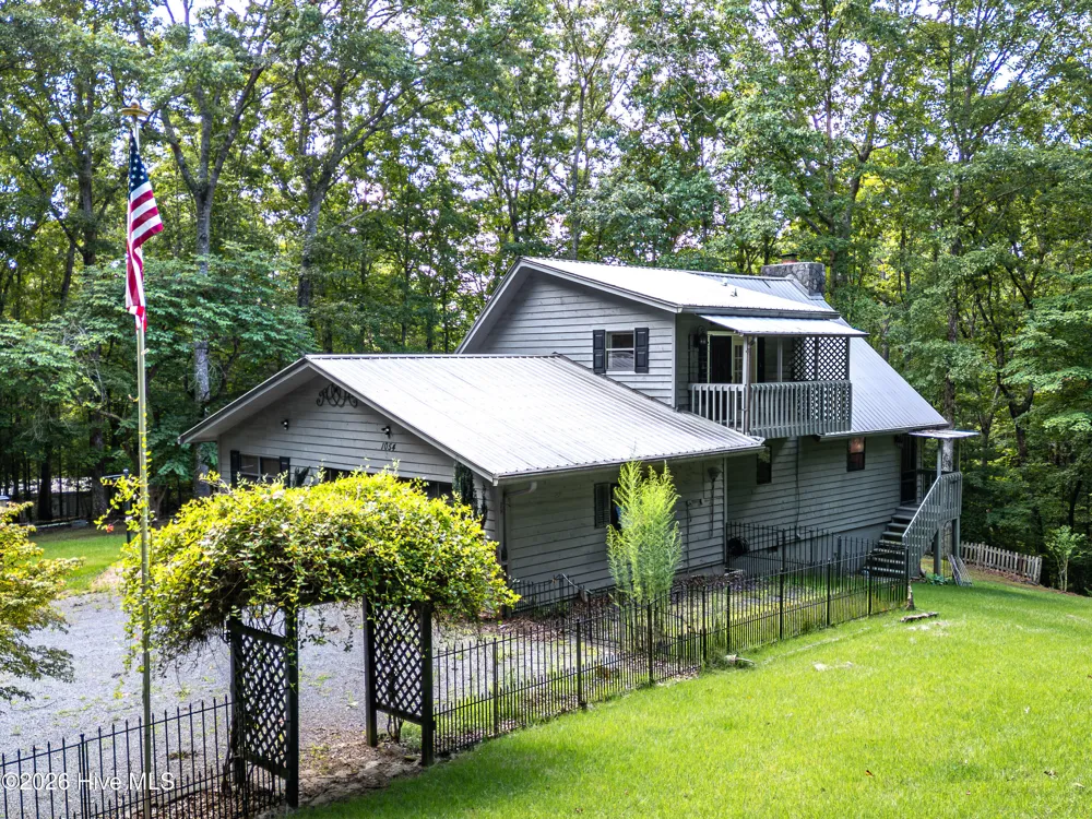 1054 Dickey Road Murphy, NC 28906