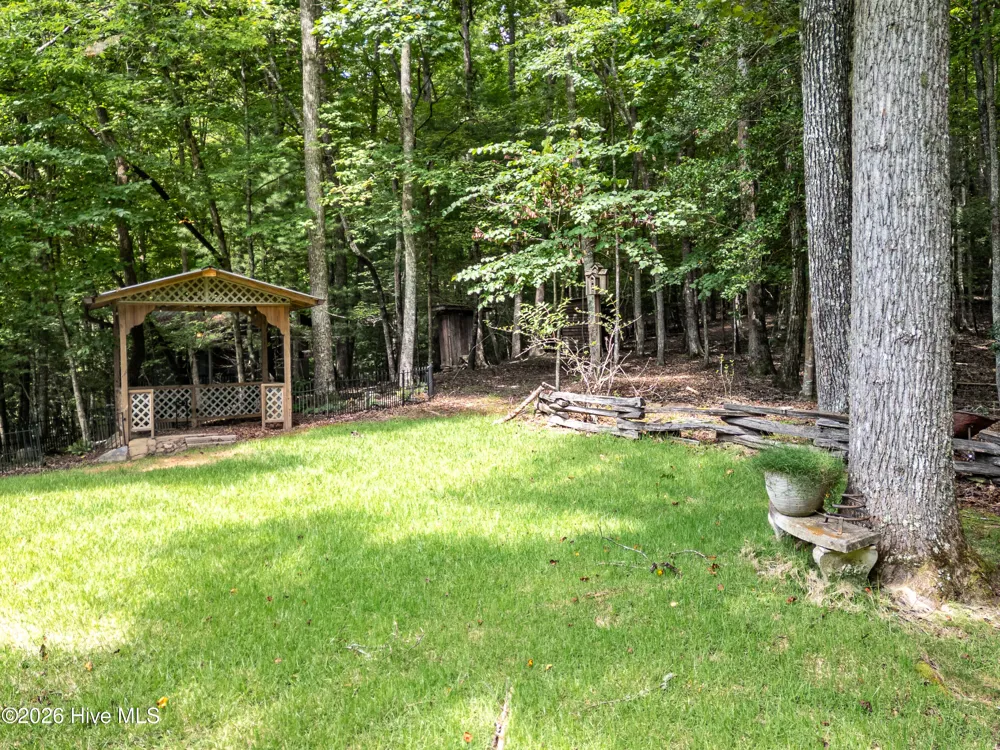 1054 Dickey Road Murphy, NC 28906