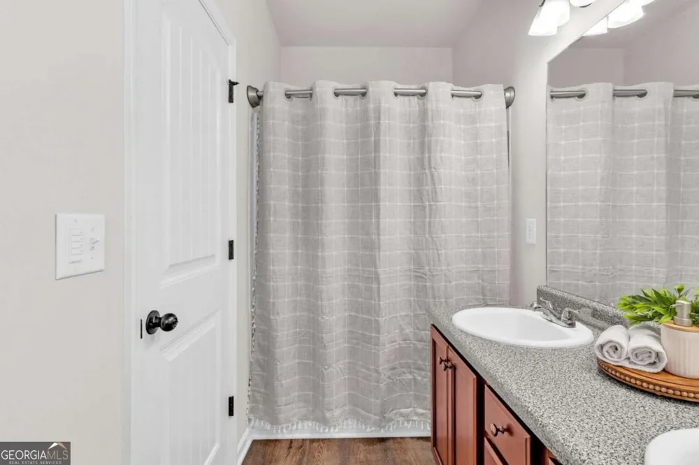 850 Ash ST Canton, GA 30114