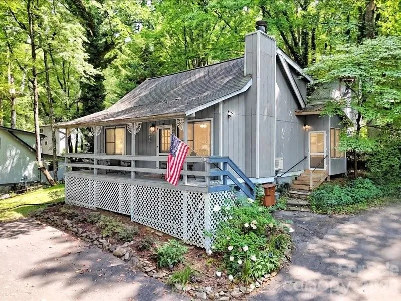 49 Lisa Lane Maggie Valley, NC 28751