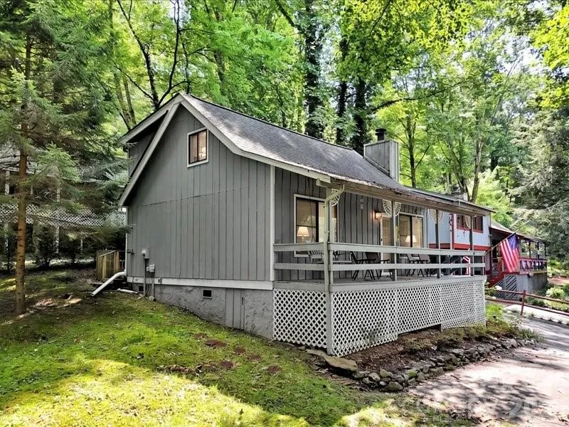49 Lisa Lane Maggie Valley, NC 28751