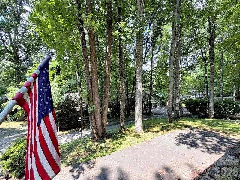 49 Lisa Lane Maggie Valley, NC 28751