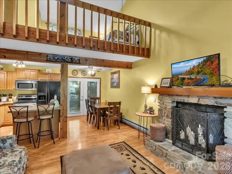 49 Lisa Lane Maggie Valley, NC 28751