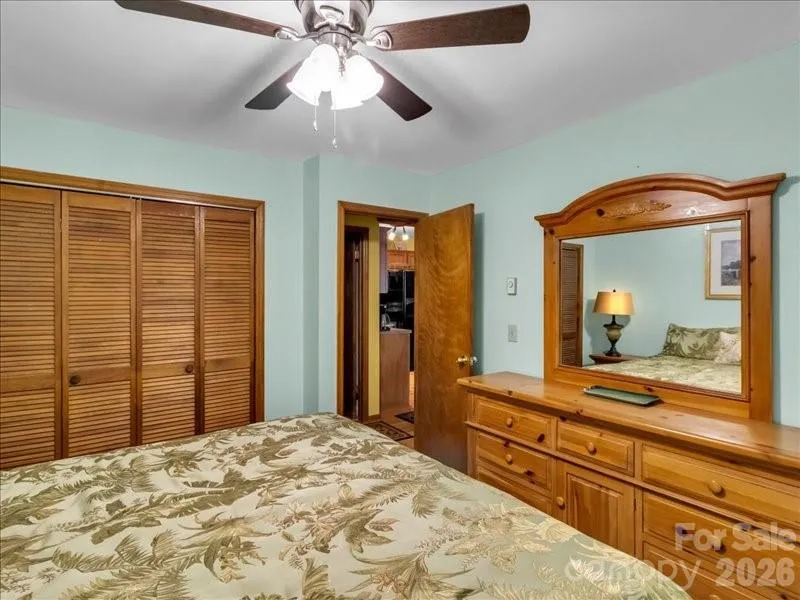 49 Lisa Lane Maggie Valley, NC 28751