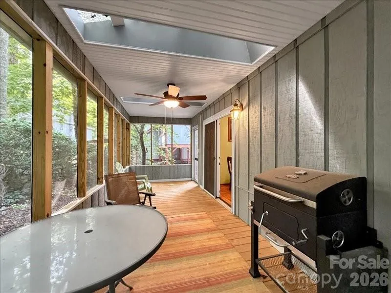 49 Lisa Lane Maggie Valley, NC 28751