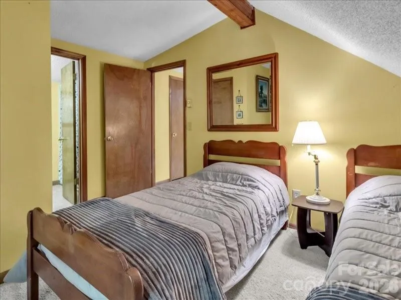 49 Lisa Lane Maggie Valley, NC 28751
