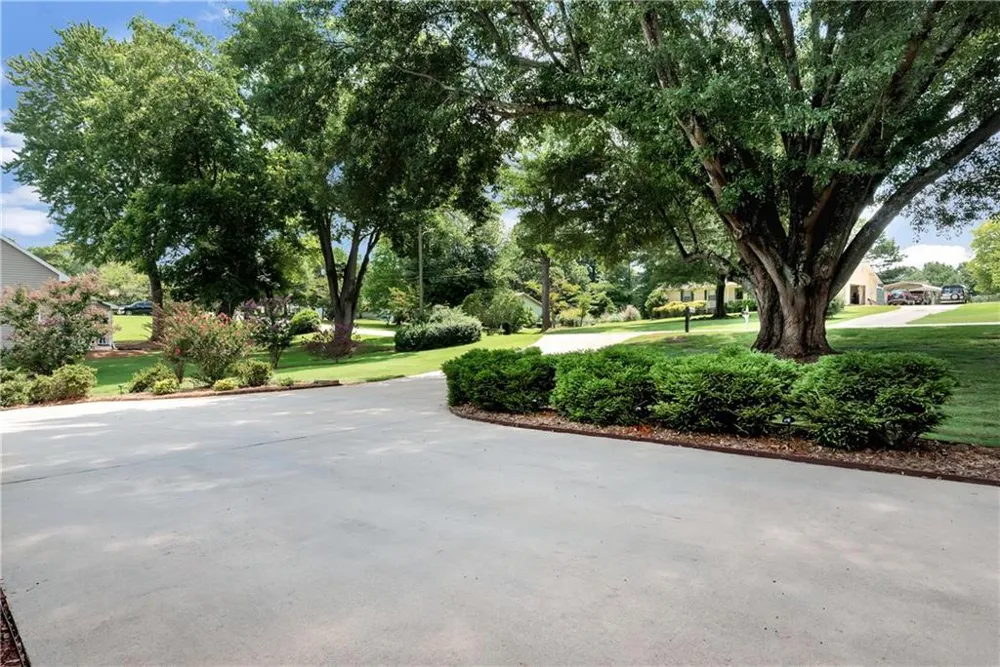 5658 Raintree Trace Oakwood, GA 30566