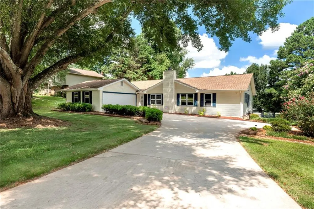 5658 Raintree Trace Oakwood, GA 30566