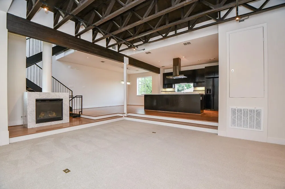 92 Dennis Street #B Houston, TX 77006