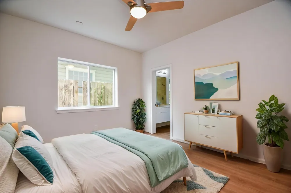 92 Dennis Street #B Houston, TX 77006