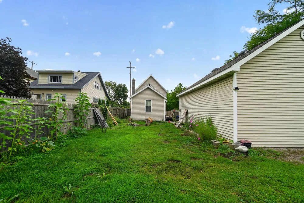 637 Leonard Street NE Grand Rapids, MI 49503