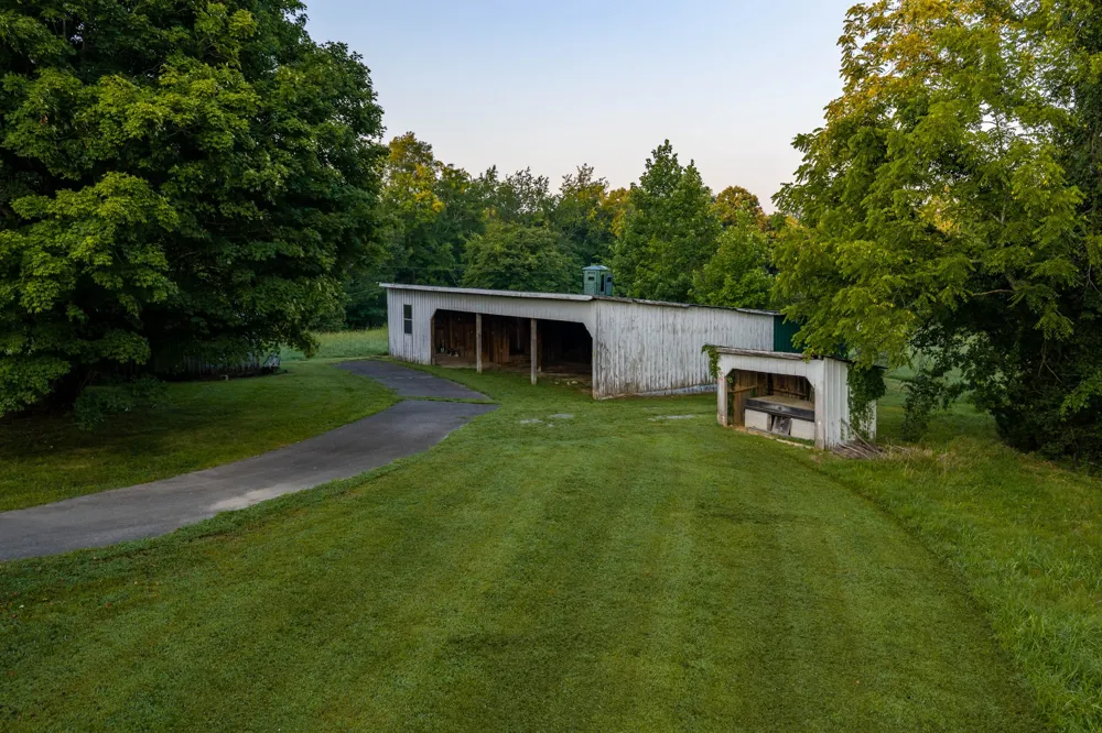 1125 Dawson Road White Bluff, TN 37187