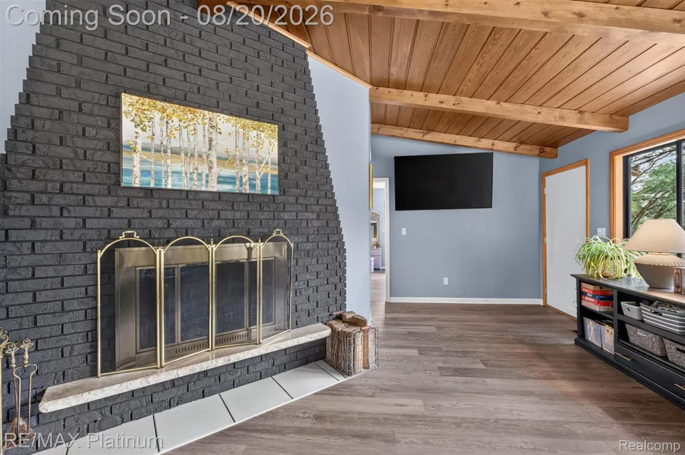 2456 Chilson Road Genoa Township, MI 48843