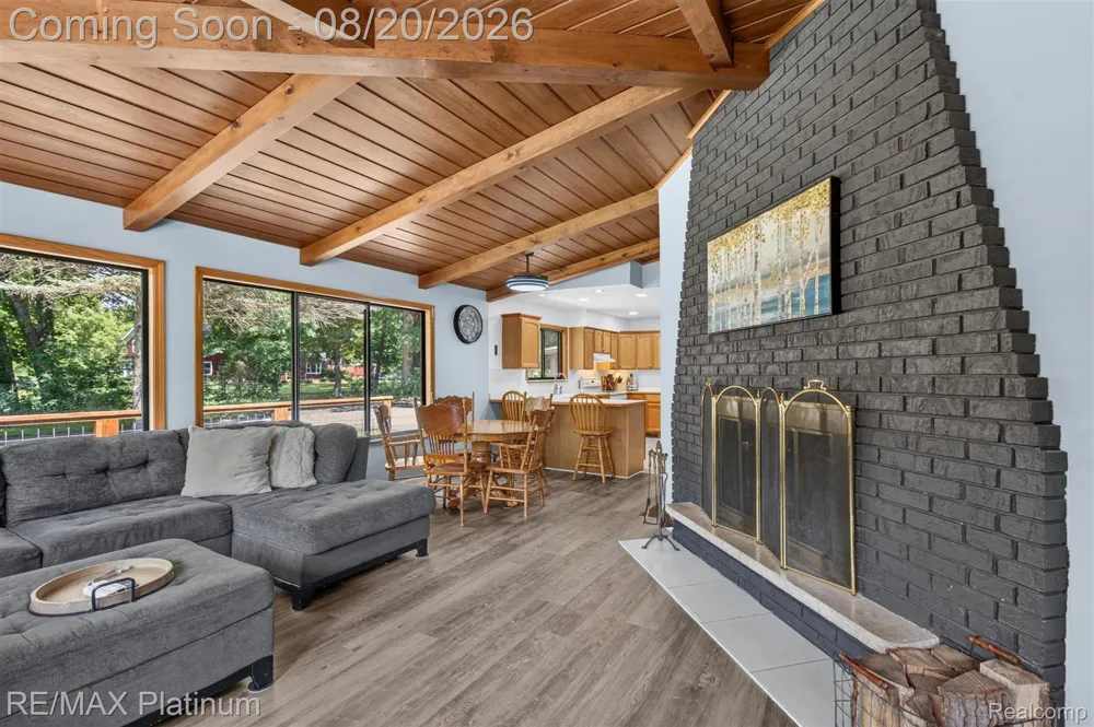 2456 Chilson Road Genoa Township, MI 48843