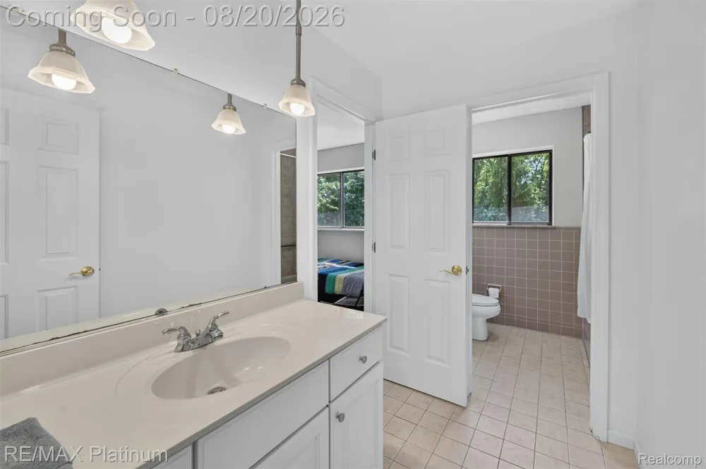 2456 Chilson Road Genoa Township, MI 48843