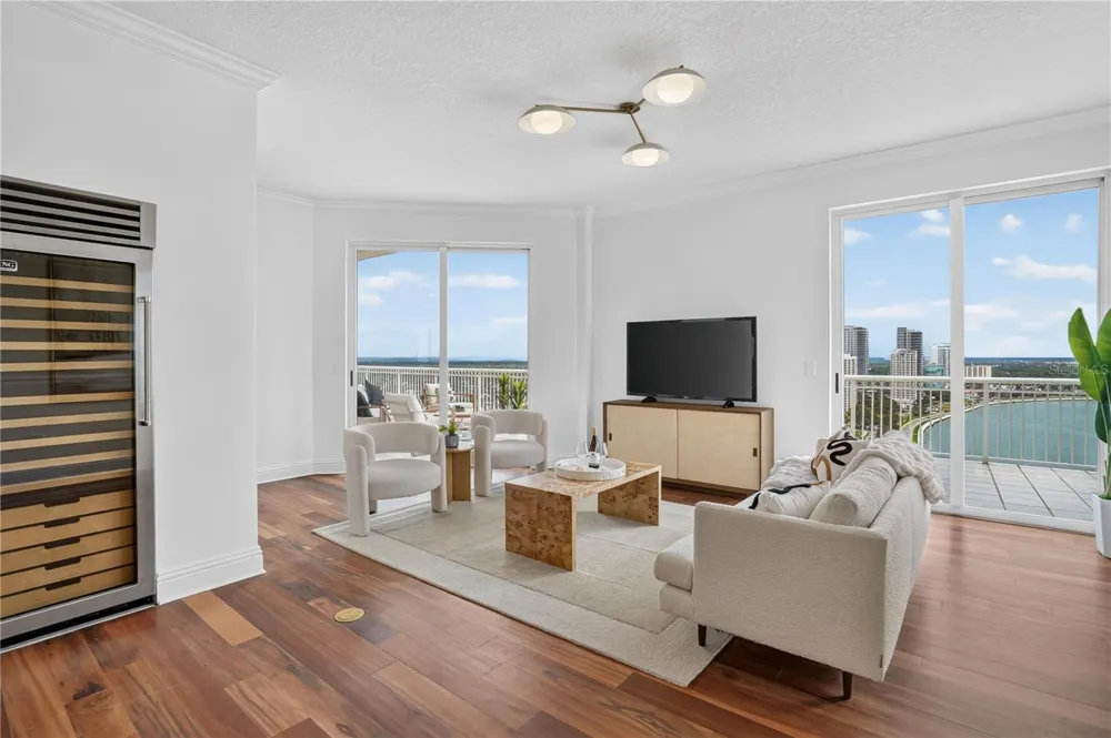 3507 BAYSHORE BOULEVARD #2101 Tampa, FL 33629