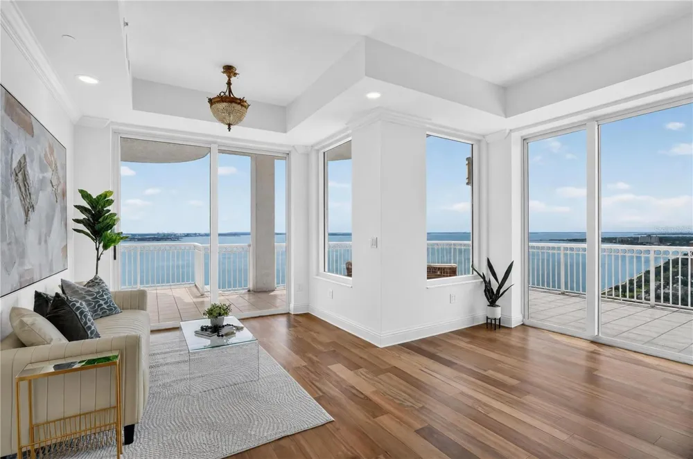 3507 BAYSHORE BOULEVARD #2101 Tampa, FL 33629