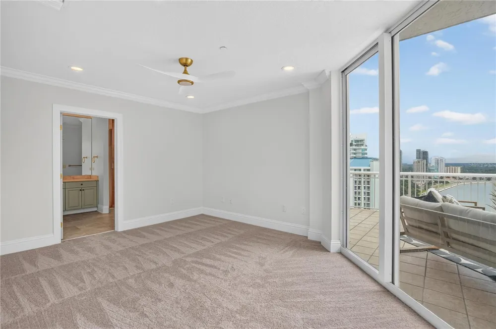 3507 BAYSHORE BOULEVARD #2101 Tampa, FL 33629