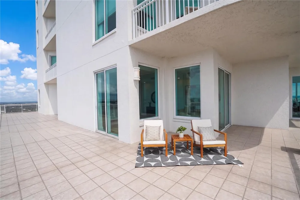 3507 BAYSHORE BOULEVARD #2101 Tampa, FL 33629