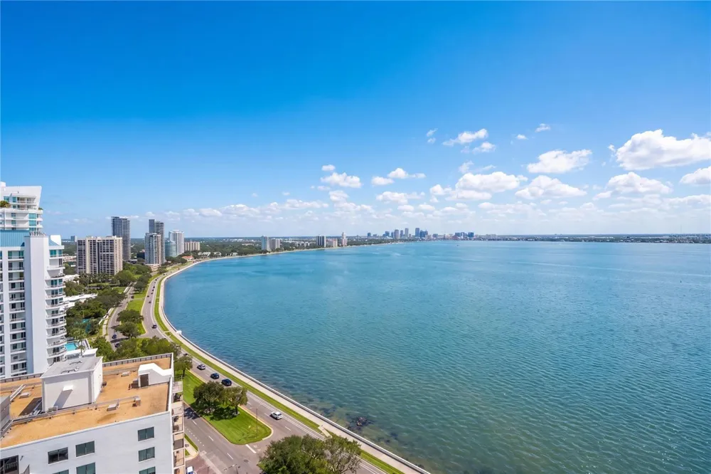 3507 BAYSHORE BOULEVARD #2101 Tampa, FL 33629