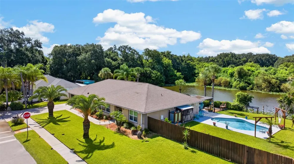 1102 12TH STREET Edgewater, FL 32132